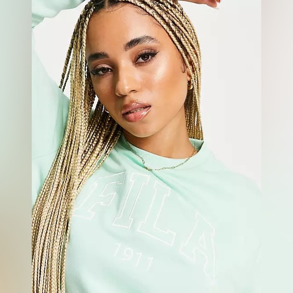 fila varsity sweatshirt - Picture 2 of 7